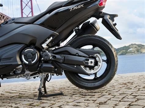 Motorrad Vergleich Yamaha Tmax Vs Piaggio Beverly Cruiser