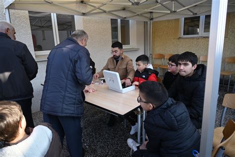 Le Creusot Enorme Lan De G N Rosit De La Communaut Turque Pour Les