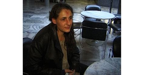 Пребиха депутатка заради цигара