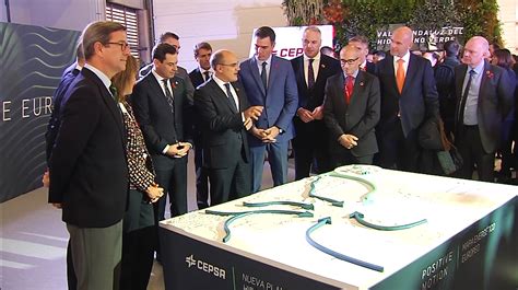 Cepsa invertirá 3000 millones de euros en Andalucía para construir el