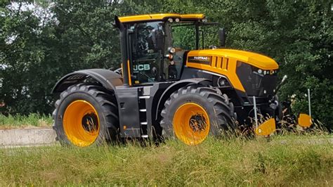 New Type Jcb Fastrac With Agribumper Trekkerweb Youtube