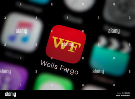 Wells Fargo Logo Hi Res Stock Photography And Images Alamy