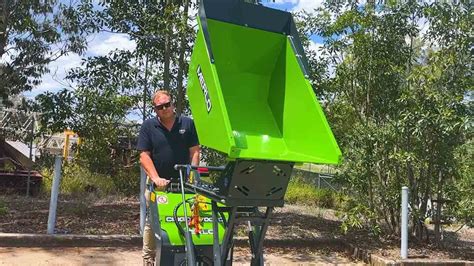 Track Dumper Demo Onsite With Merlo S M700TD Cingo YouTube