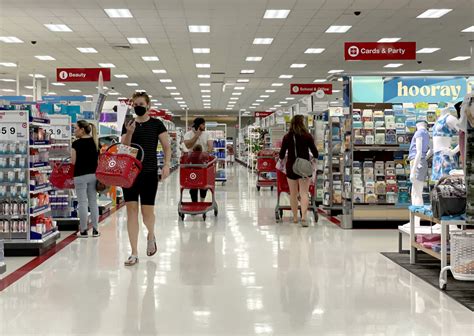 San Francisco Target Store Forced To Lock Basic Items Behind Security