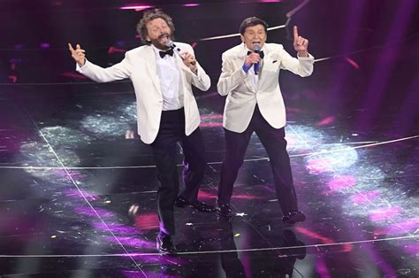 Sanremo 2022 Nella Serata Delle Cover Vince Morandi Con Jovanotti