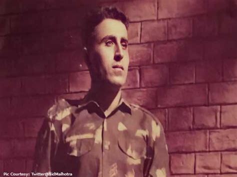 Know The Story Of Captain Vikram Batra Aka Shershaah Facts About The