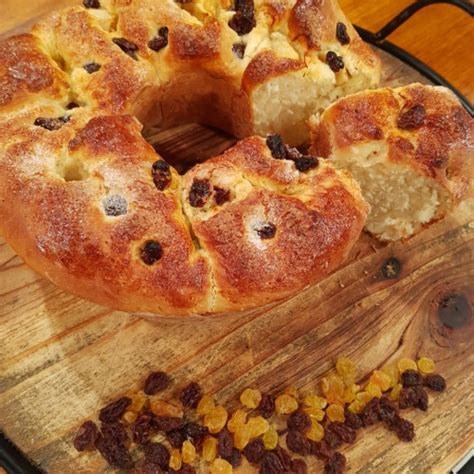 Torta De Levadura Manzana Y Pasas Cocineros Argentinos