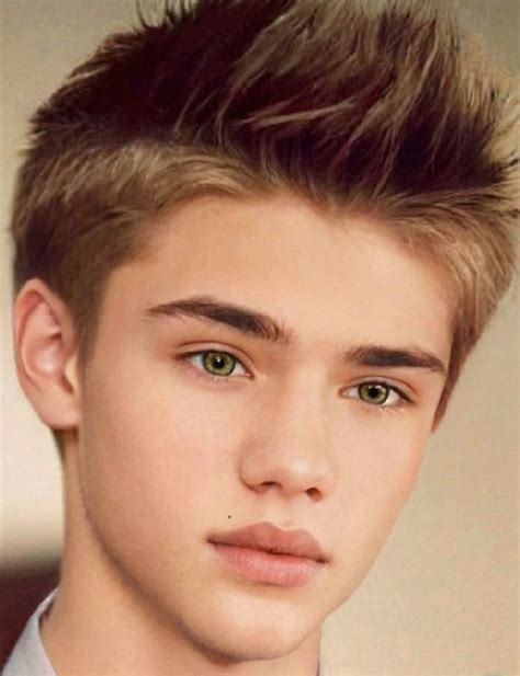 Pin By Dream Keeper On Celebrities In Blonde Guys Beautiful Men