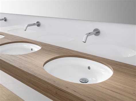 Washbasins Toto Europe