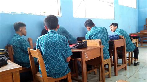 Suasana Kelas 11 Tkj B Part 12 Youtube