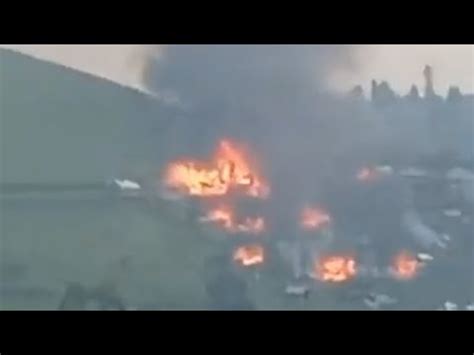 Affrontement Plusieurs Maisons Des M Incendi Es Nturo Petit