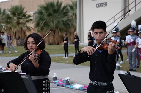 Mariachi Orgullo | New Mexico State University - BE BOLD. Shape the Future.