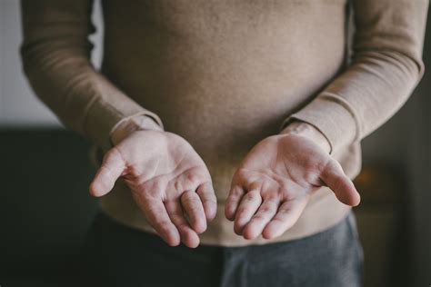 Tingling In Hand And Foot On Right Side Flash Sales