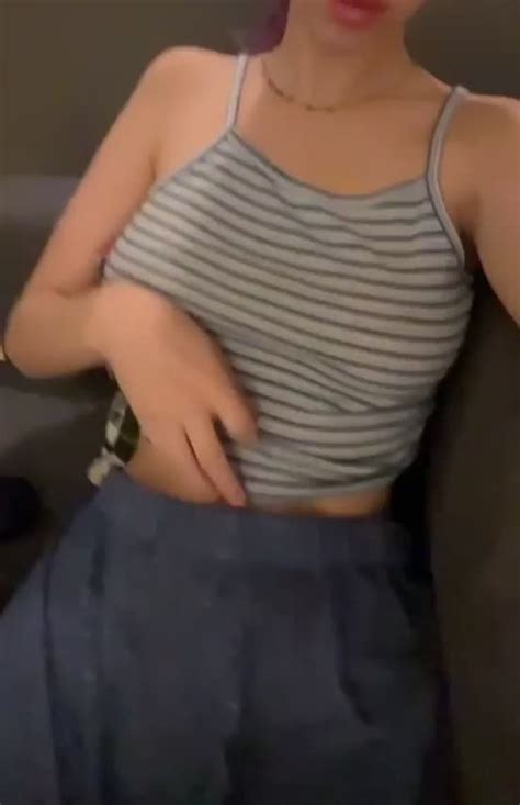 It Feels Weird That Im Horny Right After I Wake Up Slutty College Girls