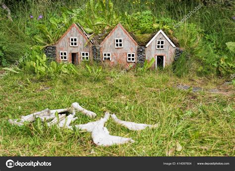 Elf Houses Iceland Stock Photo by ©njaj 414097604