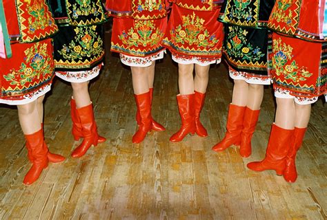 Ukrainian Traditional Dance Clothing Vogue