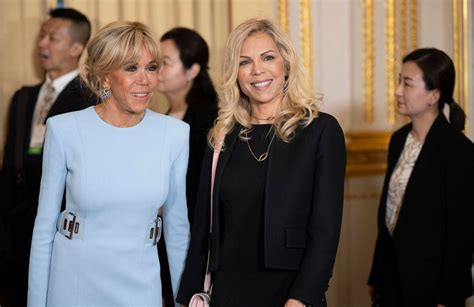 Brigitte Macron Ses Filles Tiphaine Et Laurence Se Confient Sur Leur