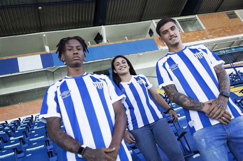 Umbro Comemora Centen Rio Do Ava Em Novos Uniformes Para A Temporada