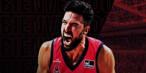 Michell Watt Completa El Juego Interior Del Casademont