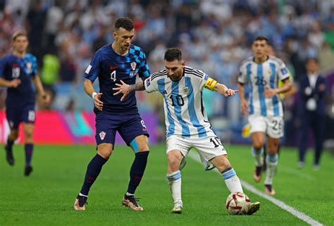 Leo Messi What Did Argentina Star Do To Protect Him Vs Croatia