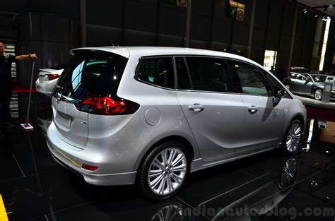 2015 Opel Zafira Tourer 20 Litre Cdti Rear Three Quarter At The 2014