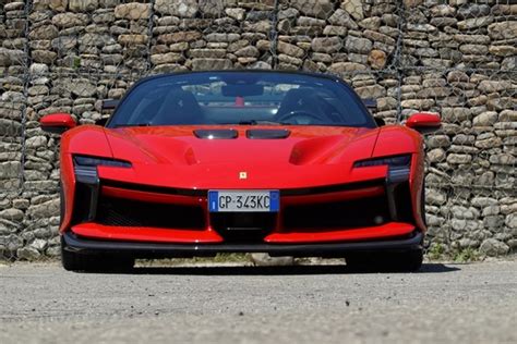 2025 Ferrari SF90XX Spider is more than a numbers game - Reviews | Driving