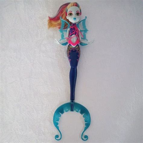 Lagoona Blue A Assustadora Barreira De Coral Boneca Monster High