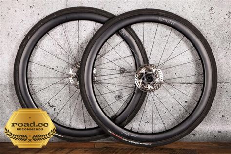 Review Hunt Aerodynamicist Carbon Disc Wheelset Road Cc