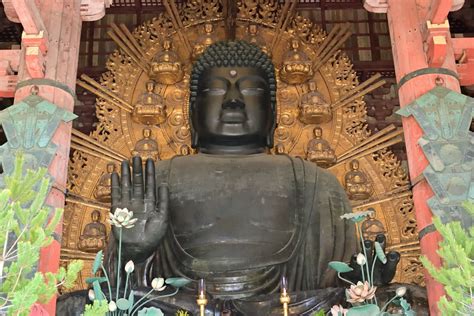 Tōdaiji The Great Buddha of Nara and Historic Temple Complex azibaza