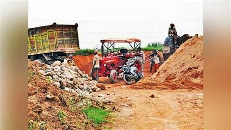 Illegal Transportation Of Sand Tractor Seized Star Of Mysore