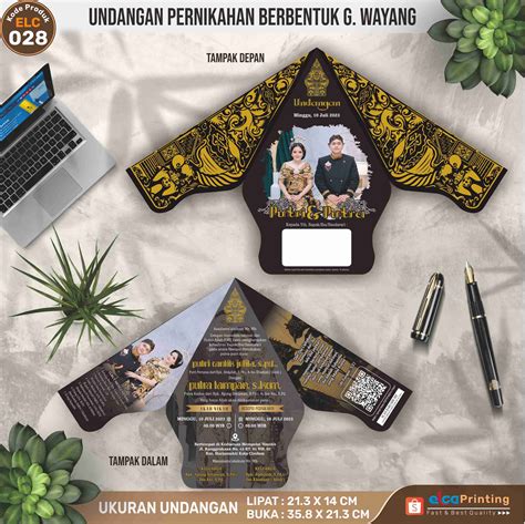 Undangan Pernikahan Custom Berbentuk Gunungan Wayang