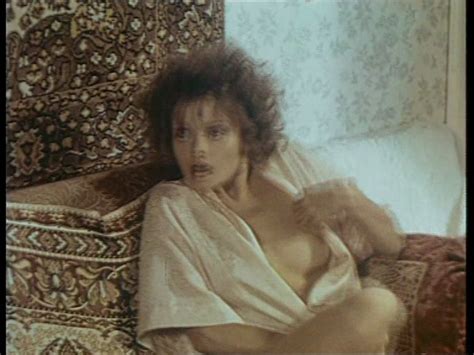 Naked Anna Nazareva In Den Lyubvi