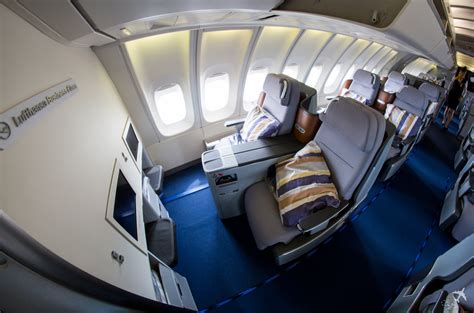 LUFTHANSA 747 400 BUSINESS CLASS UPGRADE - Wroc?awski Informator ...