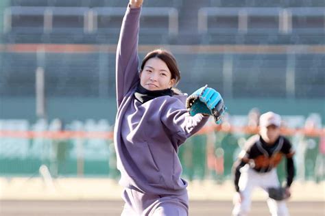 渋野日向子、地元岡山で小学生ソフトボール大会を主催 始球式では東京五輪金メダリストと真剣勝負 サンスポ