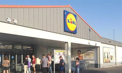 Lidl invierte más de 7 5 millones en la apertura de tres tiendas más en