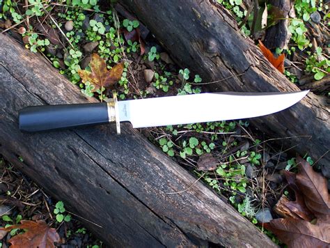 Review: Cold Steel Knives Laredo Bowie - AllOutdoor.comAllOutdoor.com