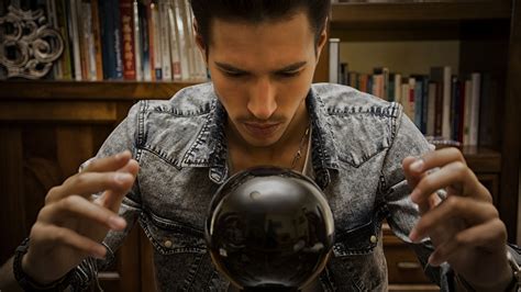 predicting  future     worst tech predictions   time