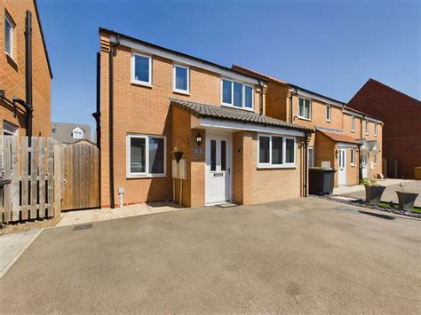 3 Bed Detached House For Sale In Furnace Close North Hykeham Lincoln