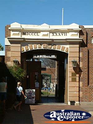 OLD DUBBO GAOL PHOTOGRAPH, OLD DUBBO GAOL PHOTO, PICTURES OF OLD DUBBO GAOL