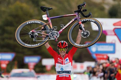 Demi Vollering Remporte Le Tour D Espagne F Minin Pour La Premi Re Fois