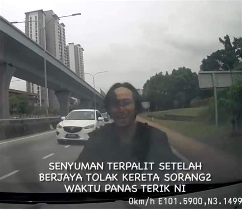 VIDEO Radhi OAG Tolak Kereta Rosak Tengah Jalan Raya Dipuji