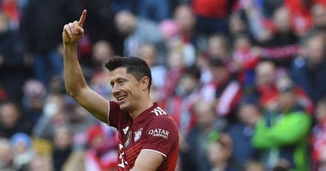 Robert Lewandowski Nominowany Do Nagrody Fifa The Best Sport W Interia Pl