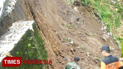 Longsor Di Probolinggo Timpa Sekolah Madrasah Times Indonesia