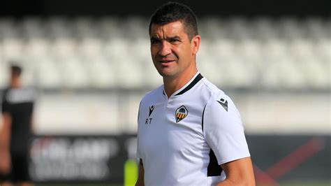 Rub N Torrecilla Es Nuevo Entrenador Del H Rcules Cf H Rcules De