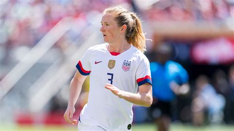 USWNT star Sam Mewis departs NWSL to sign with Manchester City - SoccerWire