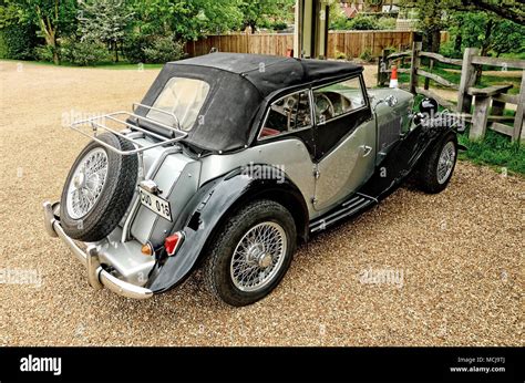 Mg Midget Hi Res Stock Photography And Images Alamy