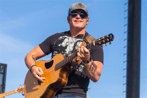 Jerrod Niemann Sets Dates For 2019 Tallboys And Short Stories Tour