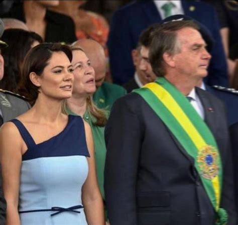 Unfollow Bolsonaro E Michelle Deixam De Se Seguir No Instagram