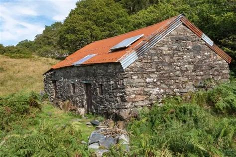 National Trust Hut With Breathtaking Views Of North Wales You Can Book