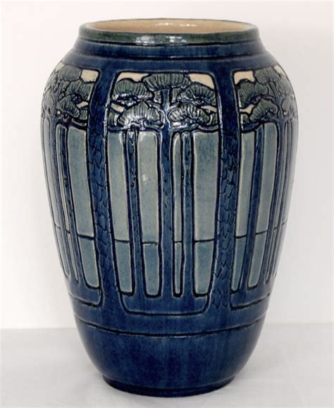 Newcomb College Maria De Hoa Leblanc High Glaze 10 Vase She Was Known